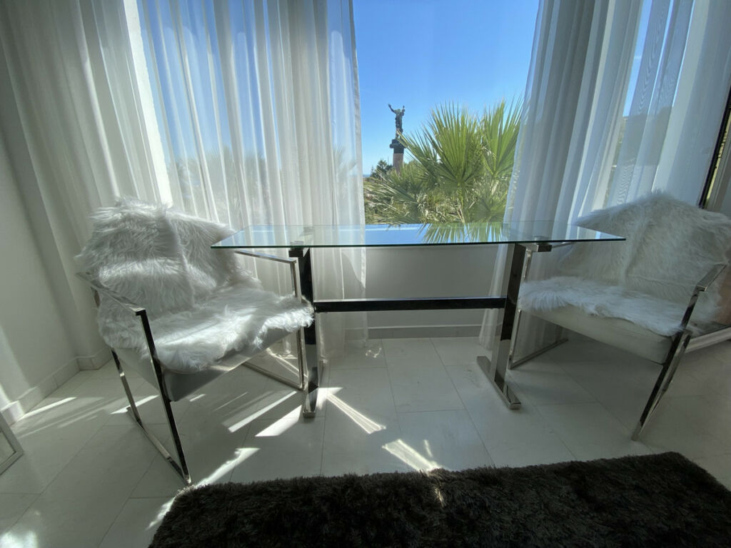 Middle Floor Apartment Puerto Banús Málaga - image 15