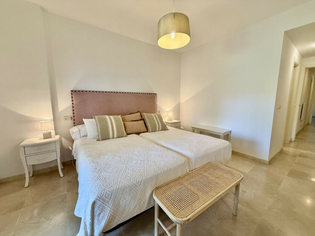Ground Floor Apartment The Golden Mile Málaga - image 15