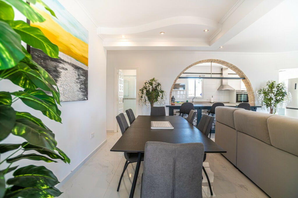 Detached Villa La Siesta Alicante - image 15