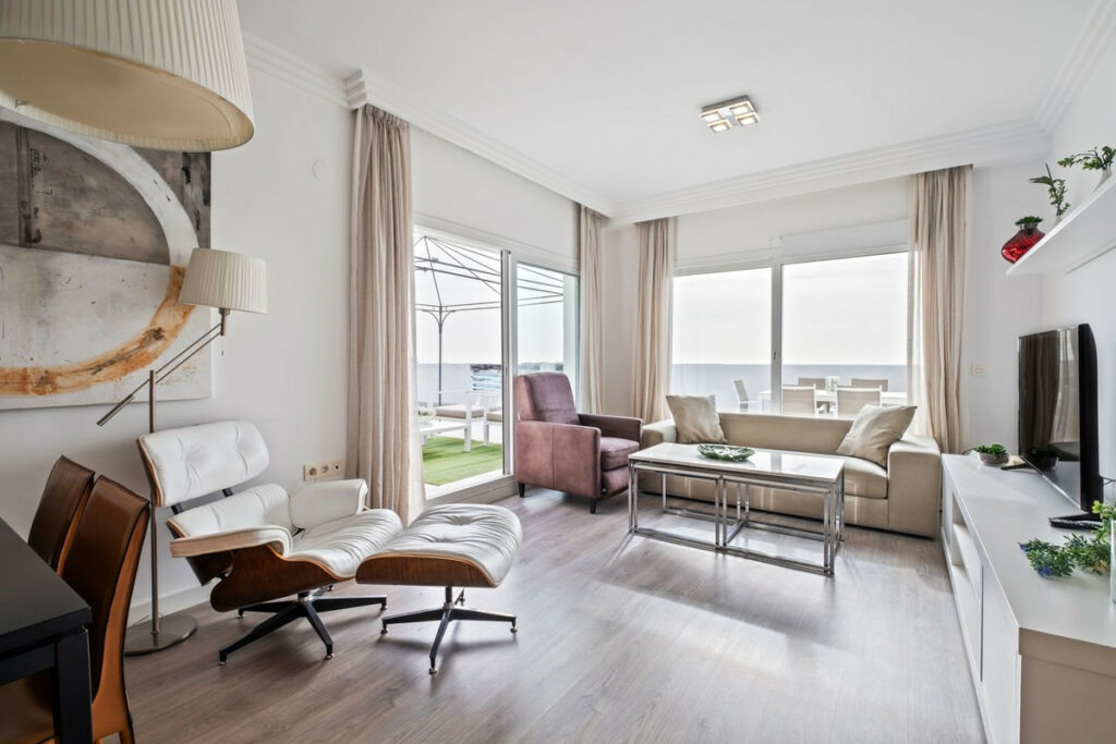 Middle Floor Apartment Benahavís Málaga - image 15