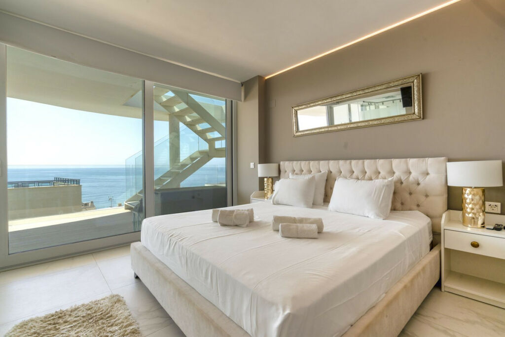Penthouse Fuengirola Málaga - image 15