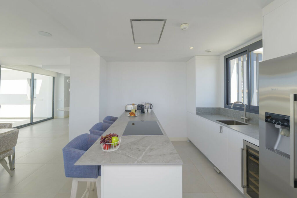 Penthouse Fuengirola Málaga - image 15