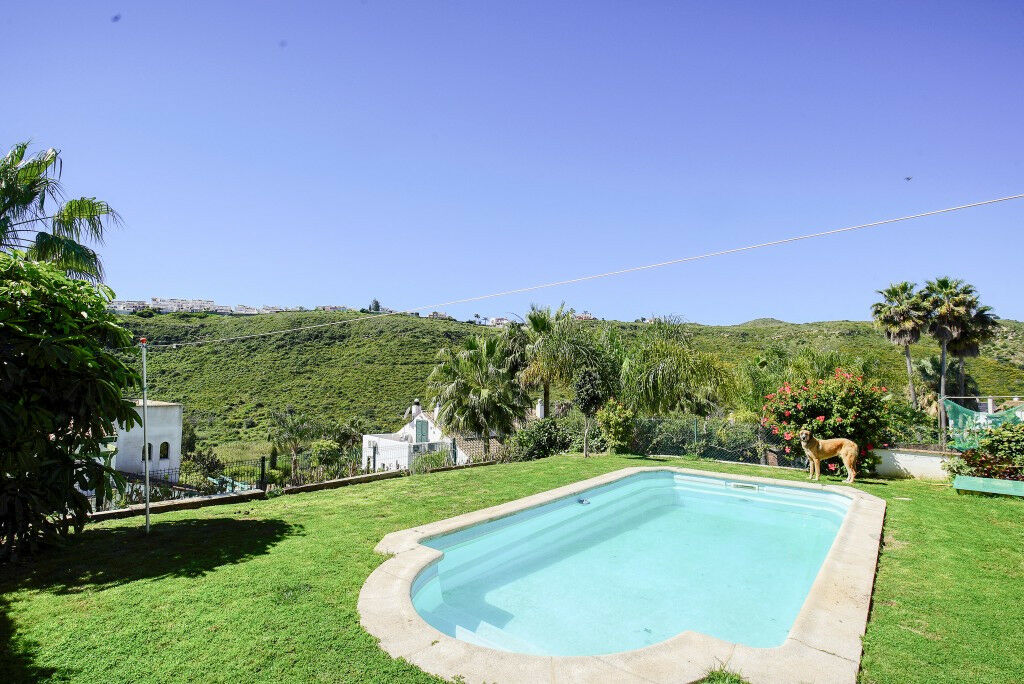 Detached Villa La Duquesa Málaga - image 15