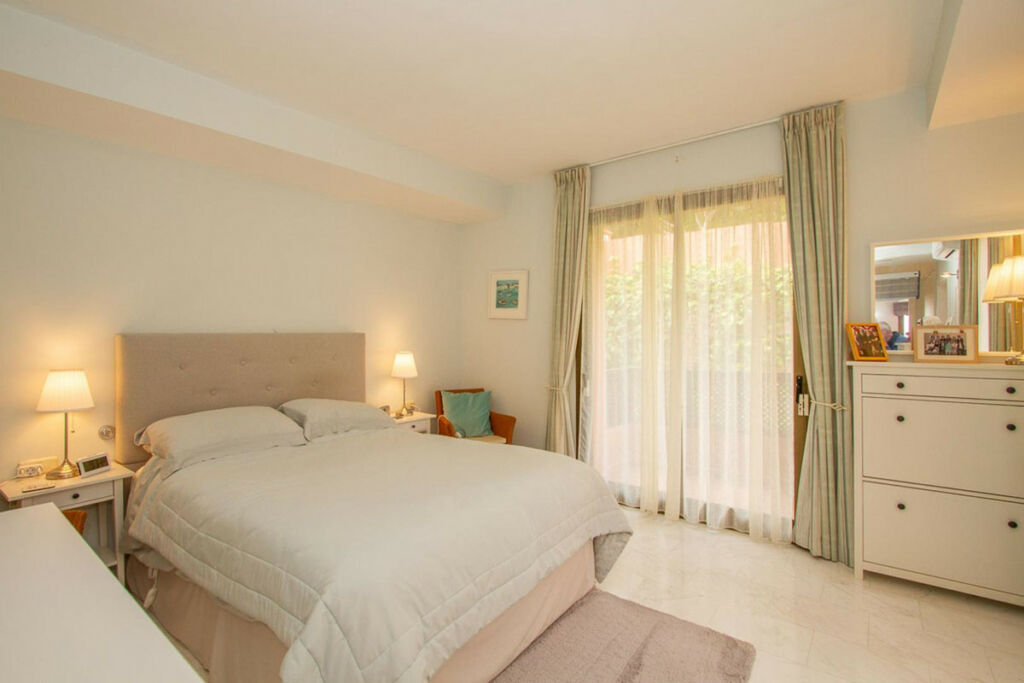 Middle Floor Apartment La Mairena Málaga - image 15