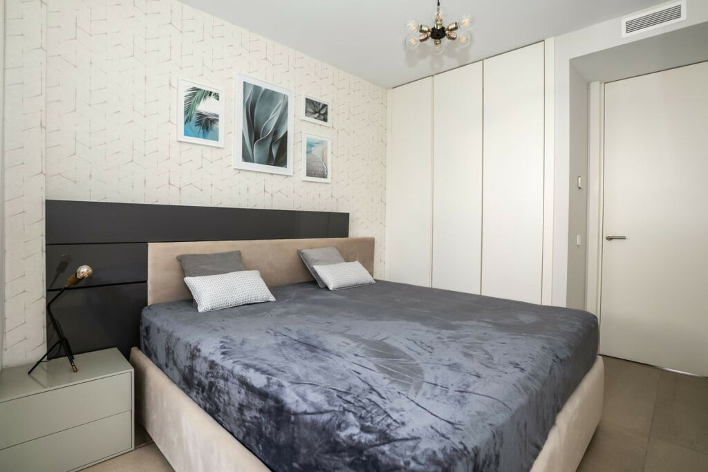 Ground Floor Apartment Estepona Málaga - image 16