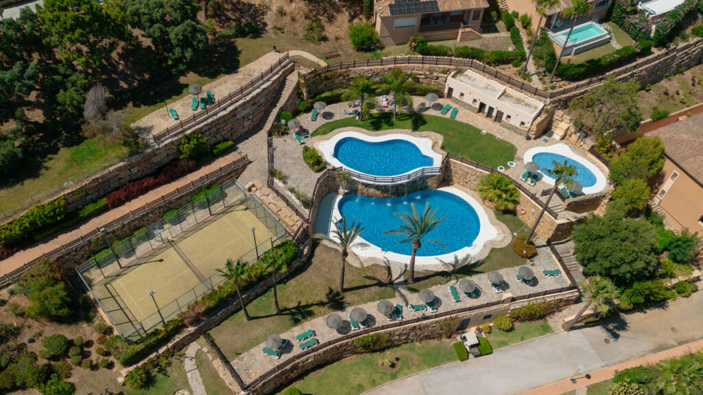 Ground Floor Apartment La Mairena Málaga - image 15