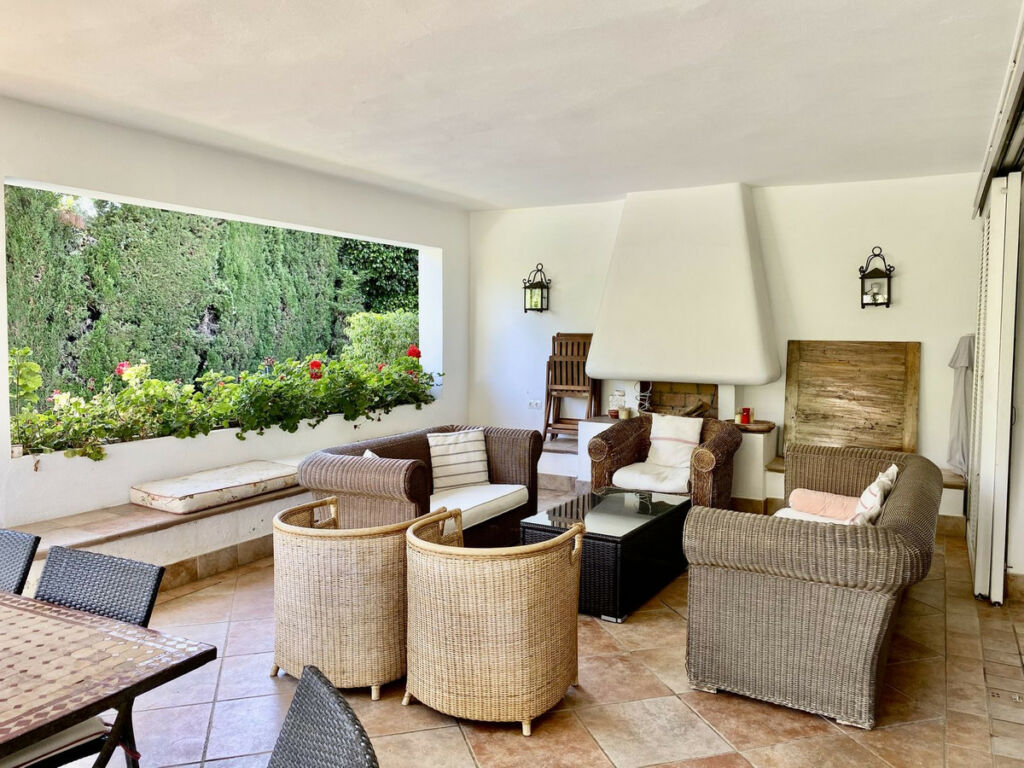 Detached Villa Los Monteros Málaga - image 15