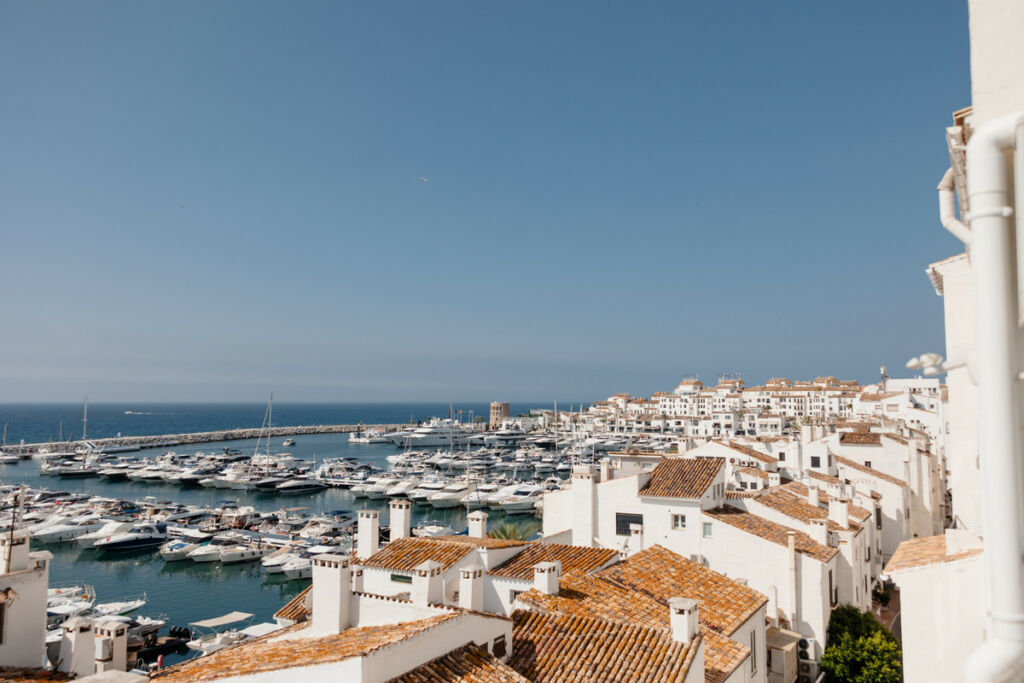 Middle Floor Apartment Puerto Banús Málaga - image 15