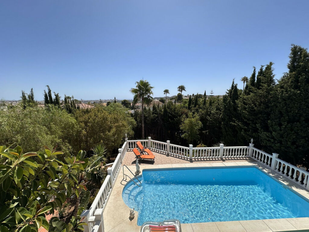 Detached Villa Cerros del Aguila Málaga - image 15