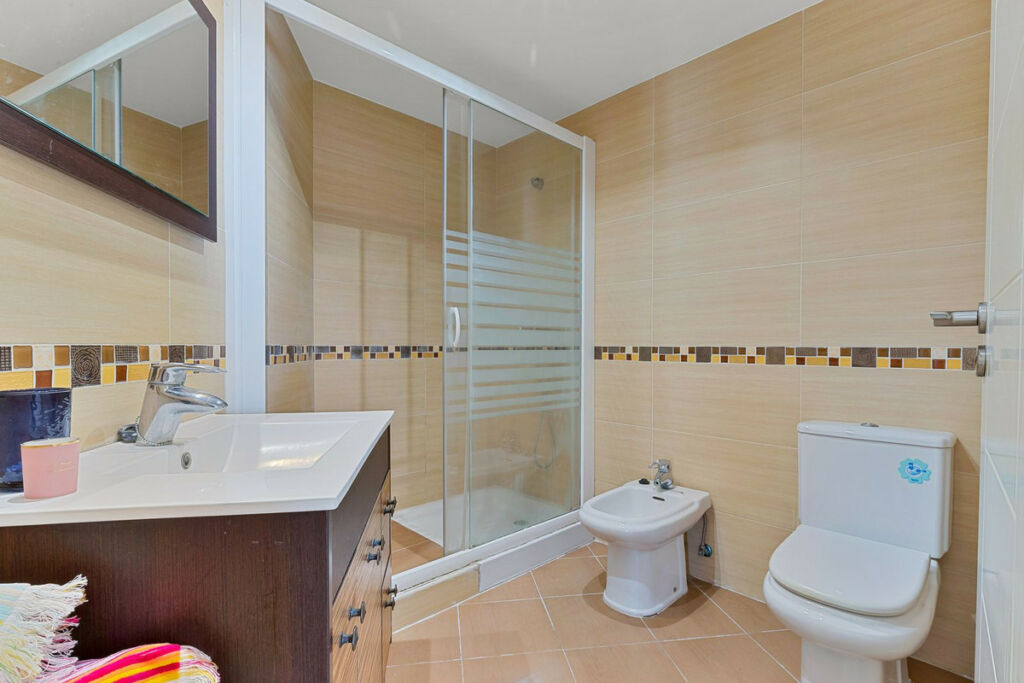 Penthouse Fuengirola Málaga - image 15