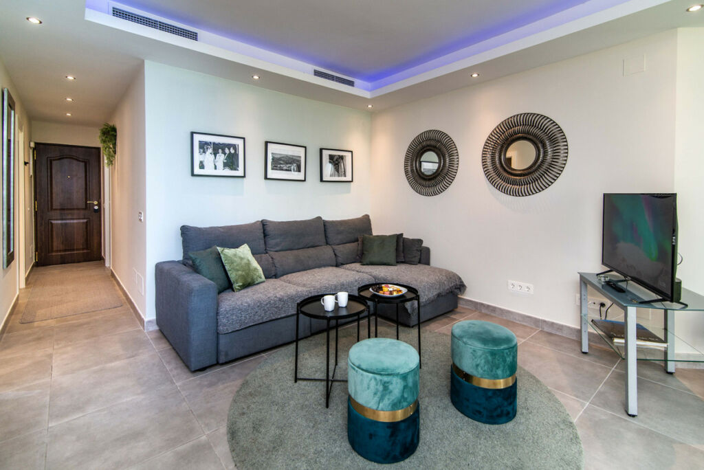 Middle Floor Apartment Puerto Banús Málaga - image 15