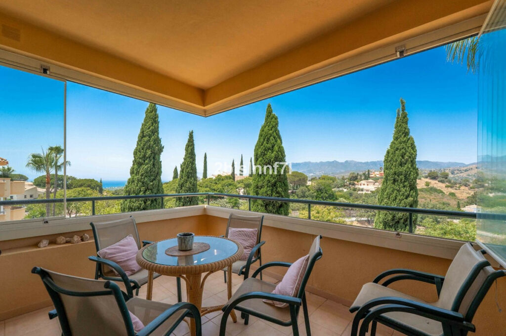 Middle Floor Apartment Elviria Málaga - image 16