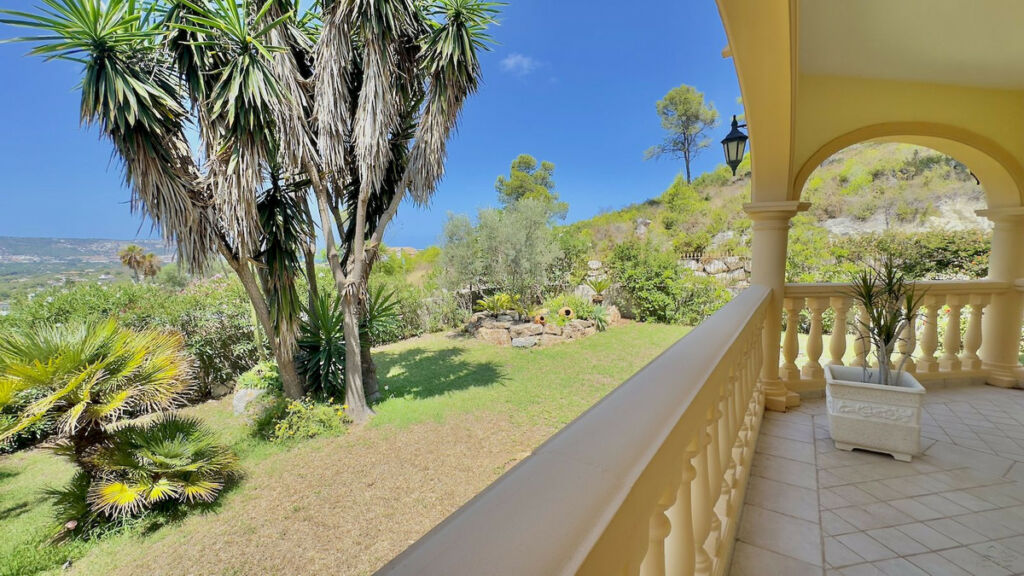 Detached Villa Javea Alicante - image 16