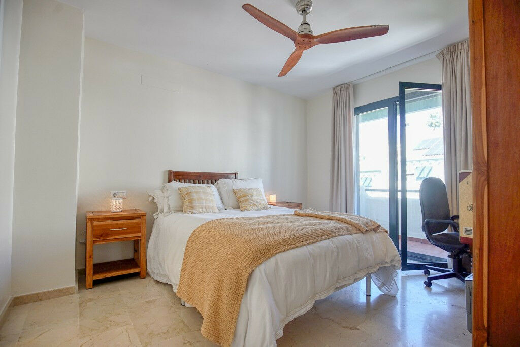 Detached Villa La Duquesa Málaga - image 16