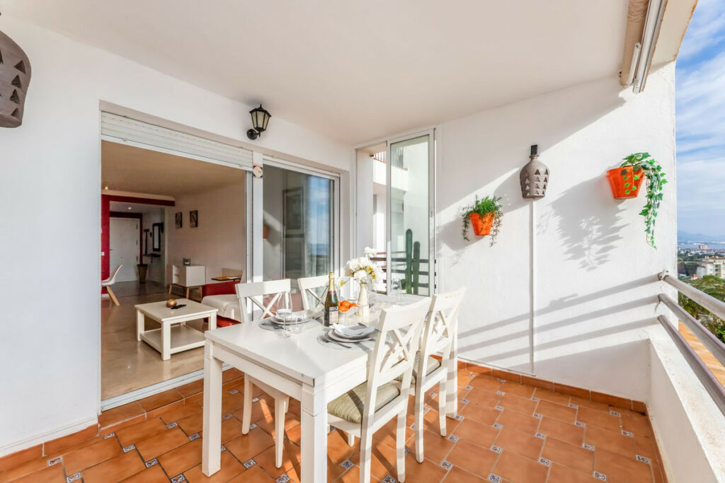 Middle Floor Apartment Manilva Málaga - image 16