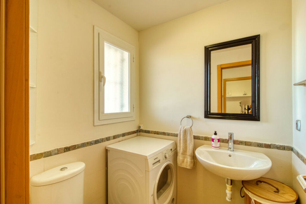 Townhouse Manilva Málaga - image 16