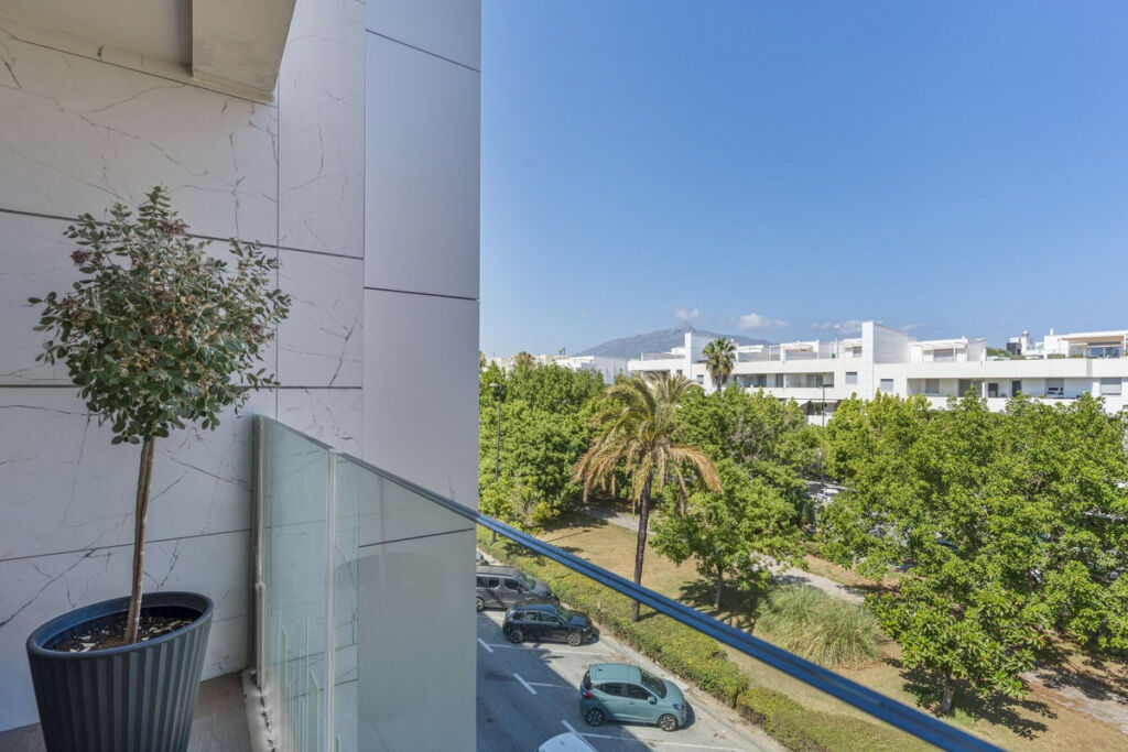 Middle Floor Apartment San Pedro de Alcántara Málaga - image 16