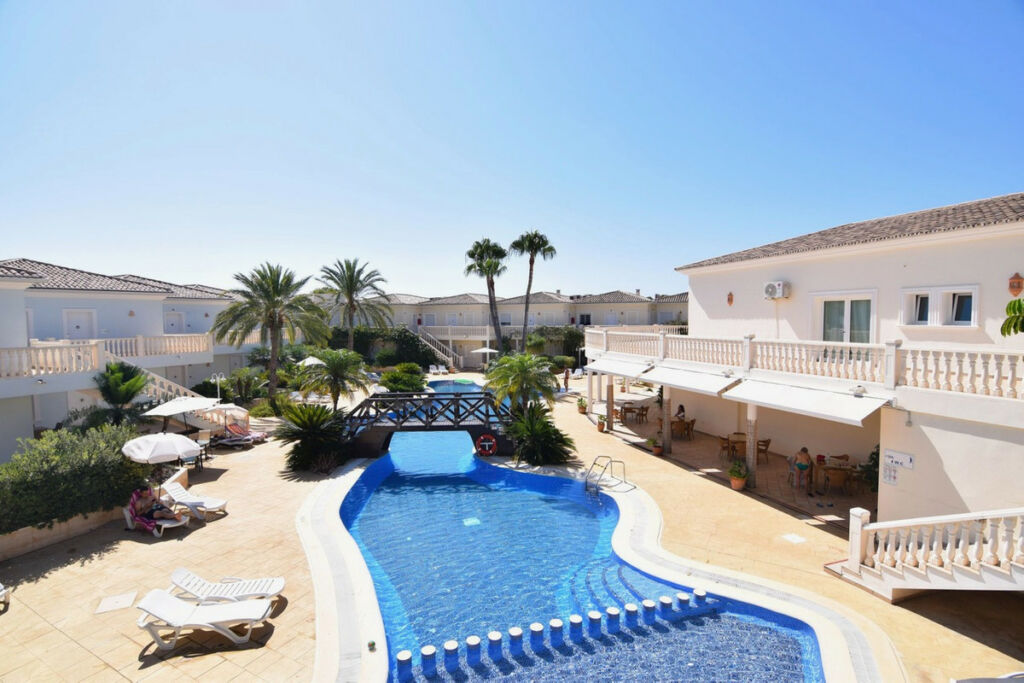 Ground Floor Apartment La Fustera Alicante - image 16
