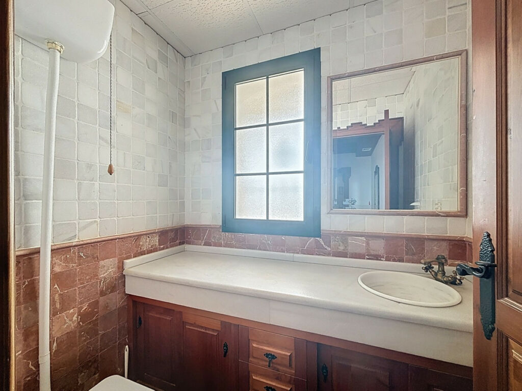 Detached Villa La Viñuela Málaga - image 16