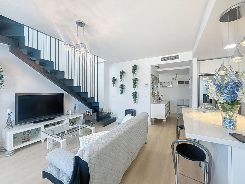 Penthouse Estepona Málaga - image 17