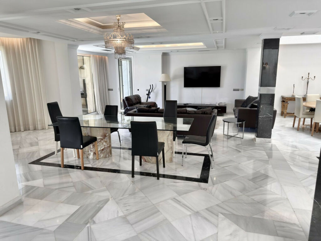 Duplex Puerto Banús Málaga - image 15
