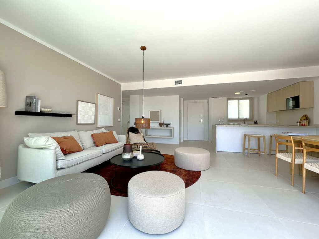 Penthouse Higueron Málaga - image 16
