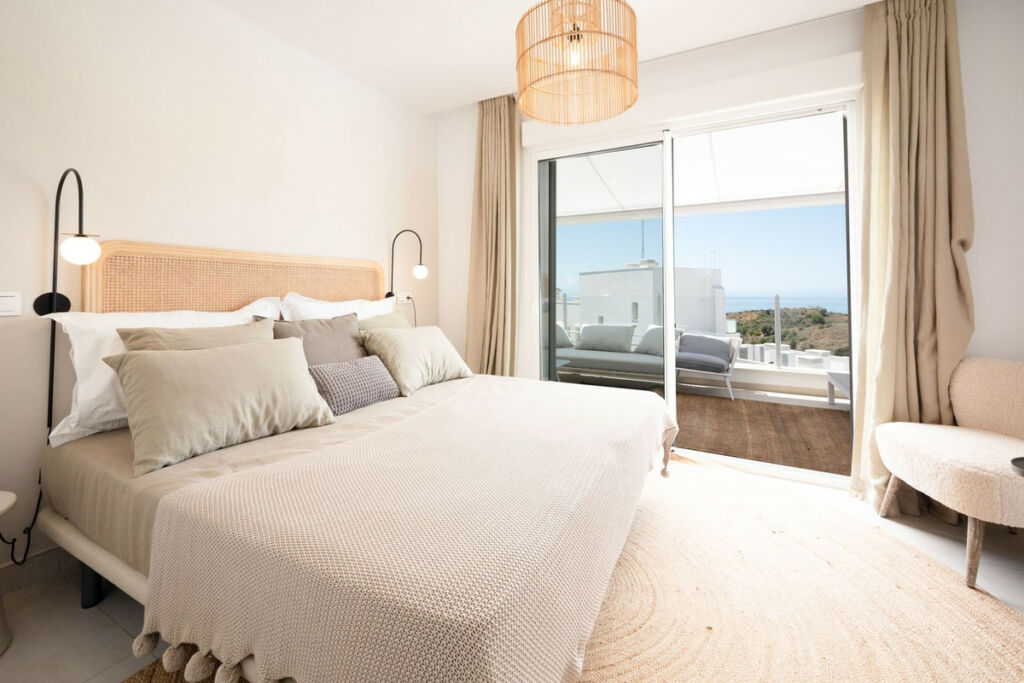Penthouse Duplex Altos de los Monteros Málaga - image 16