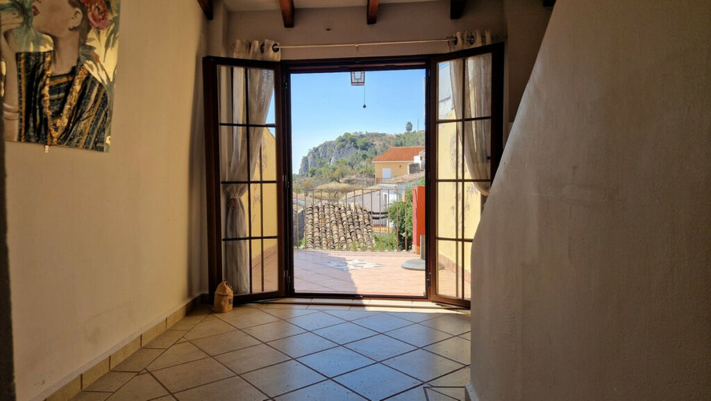 Townhouse Tárbena Alicante - image 16