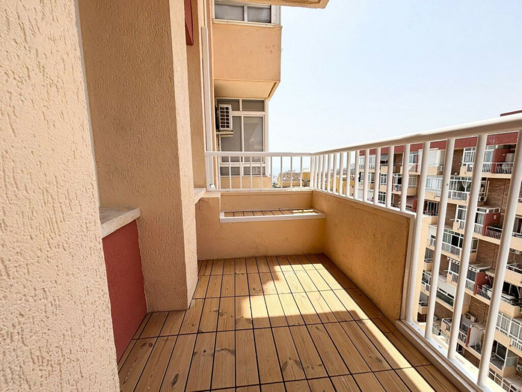 Middle Floor Apartment Benalmadena Costa Málaga - image 16