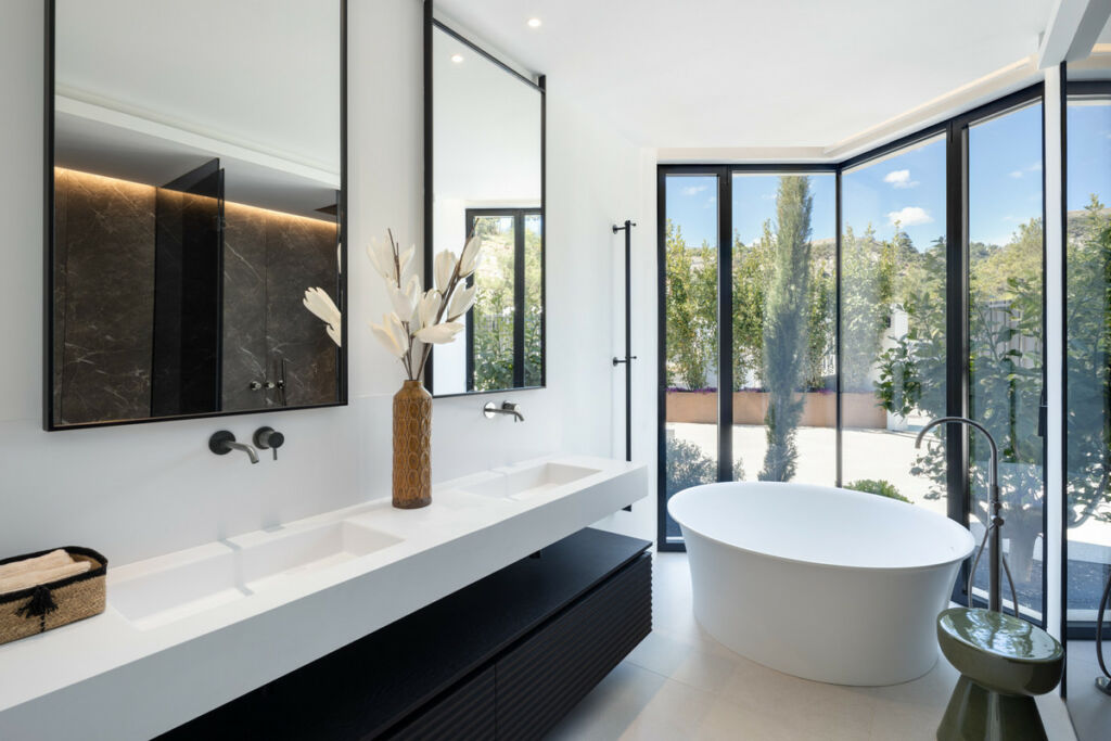 Detached Villa Benahavís Málaga - image 16