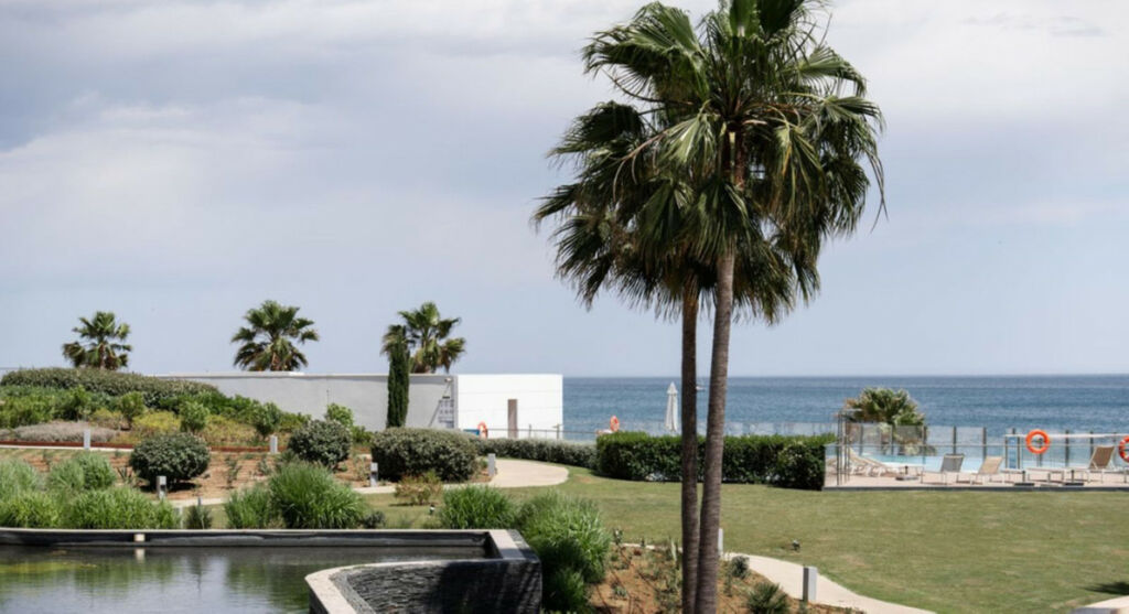 Middle Floor Apartment Estepona Málaga - image 16