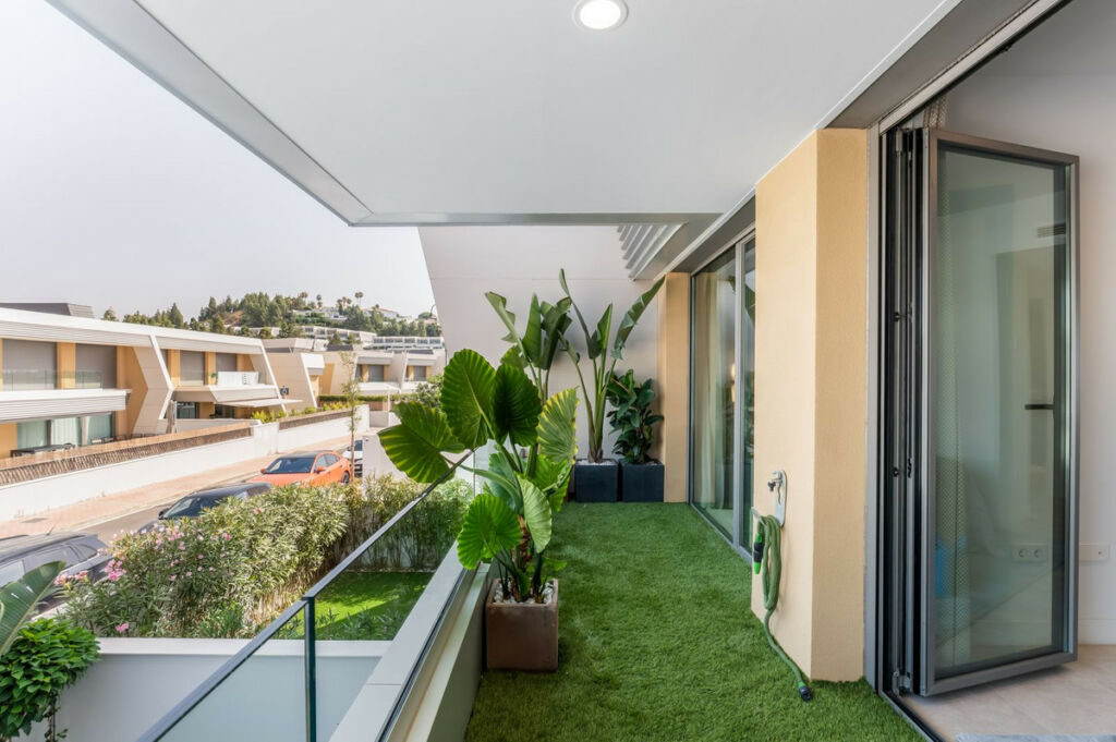 Townhouse El Chaparral Málaga - image 18