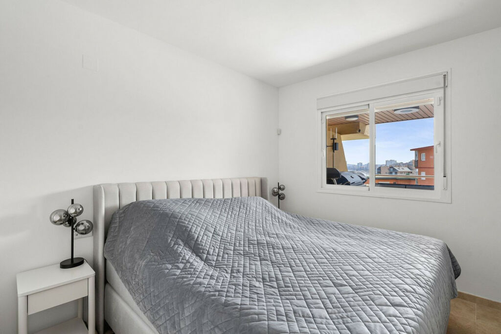 Middle Floor Apartment Torreblanca Málaga - image 16