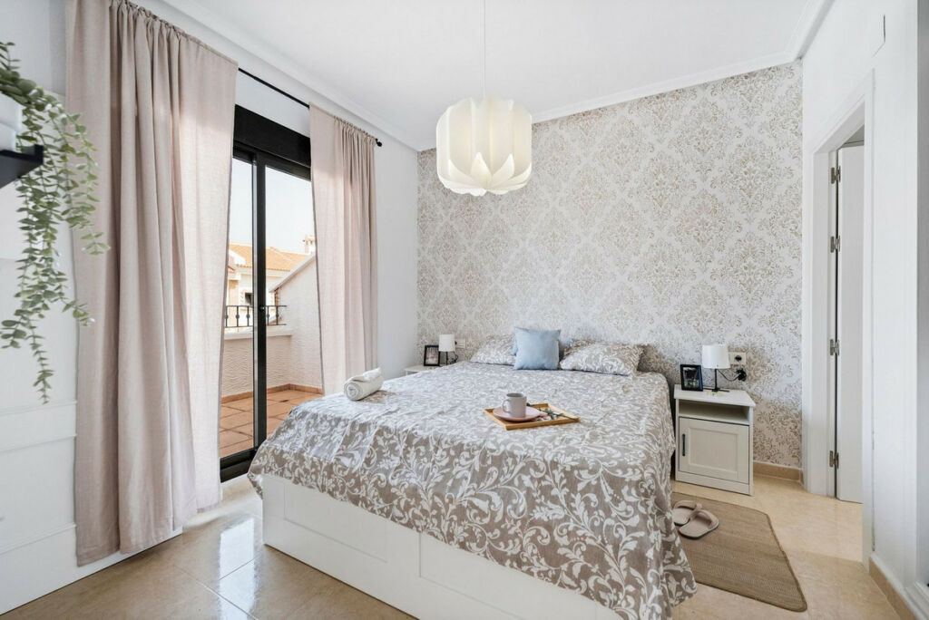 Townhouse San Miguel de Salinas Alicante - image 16