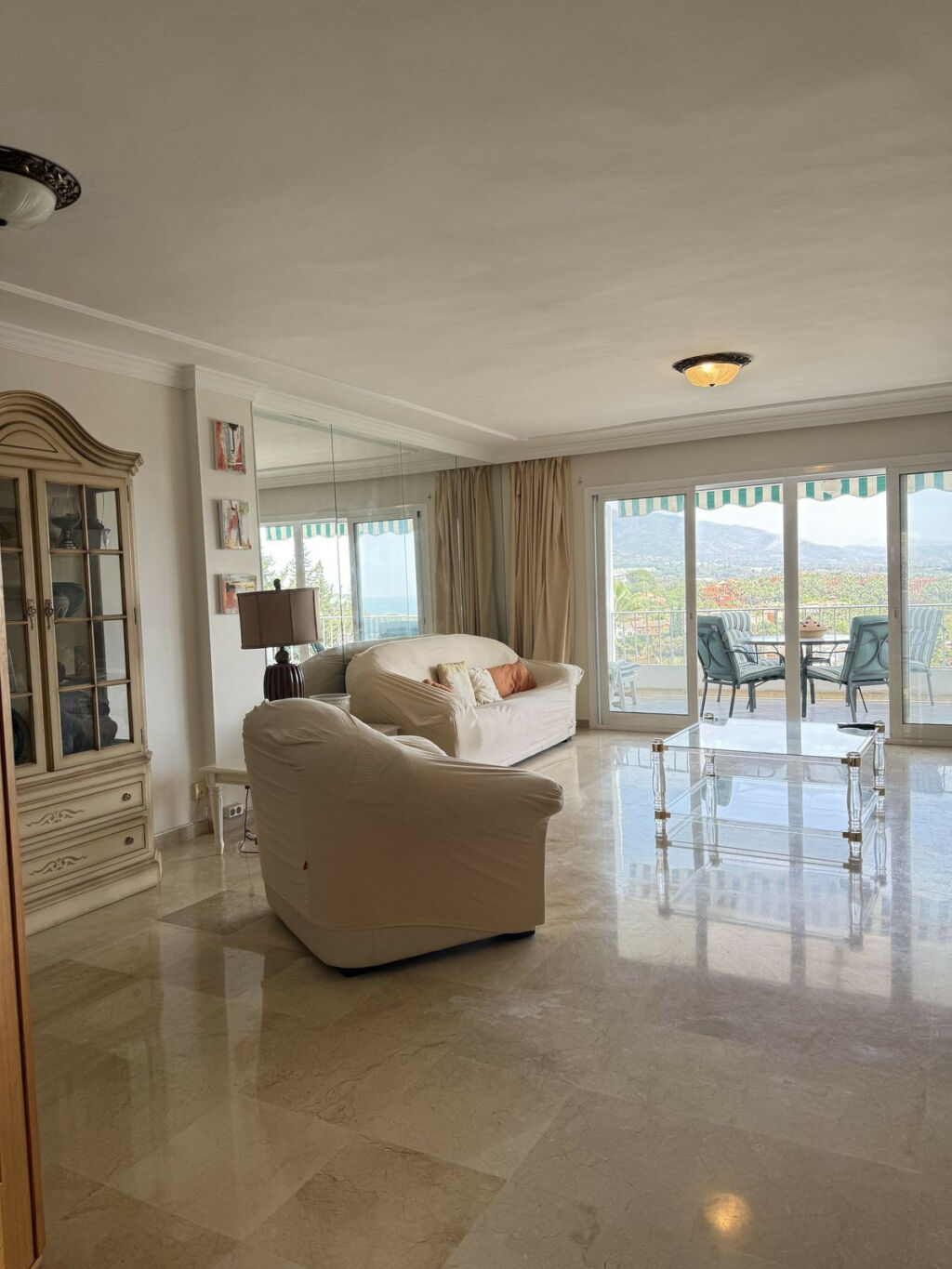Middle Floor Apartment Nueva Andalucía Málaga - image 16