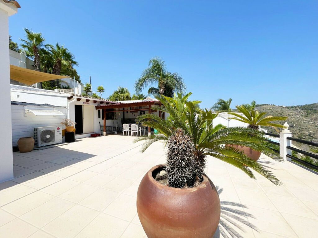 Detached Villa Calpe Alicante - image 17