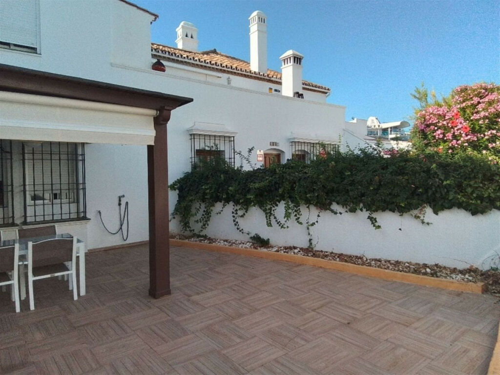 Ground Floor Apartment Benamara Málaga - image 16