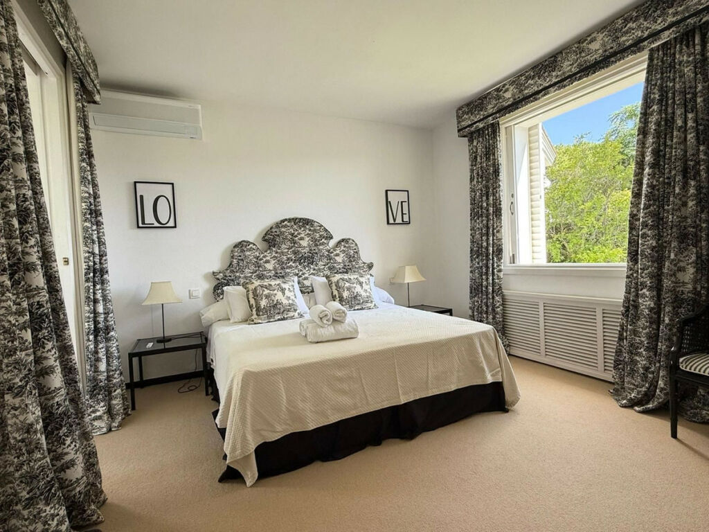 Middle Floor Apartment Los Monteros Málaga - image 16
