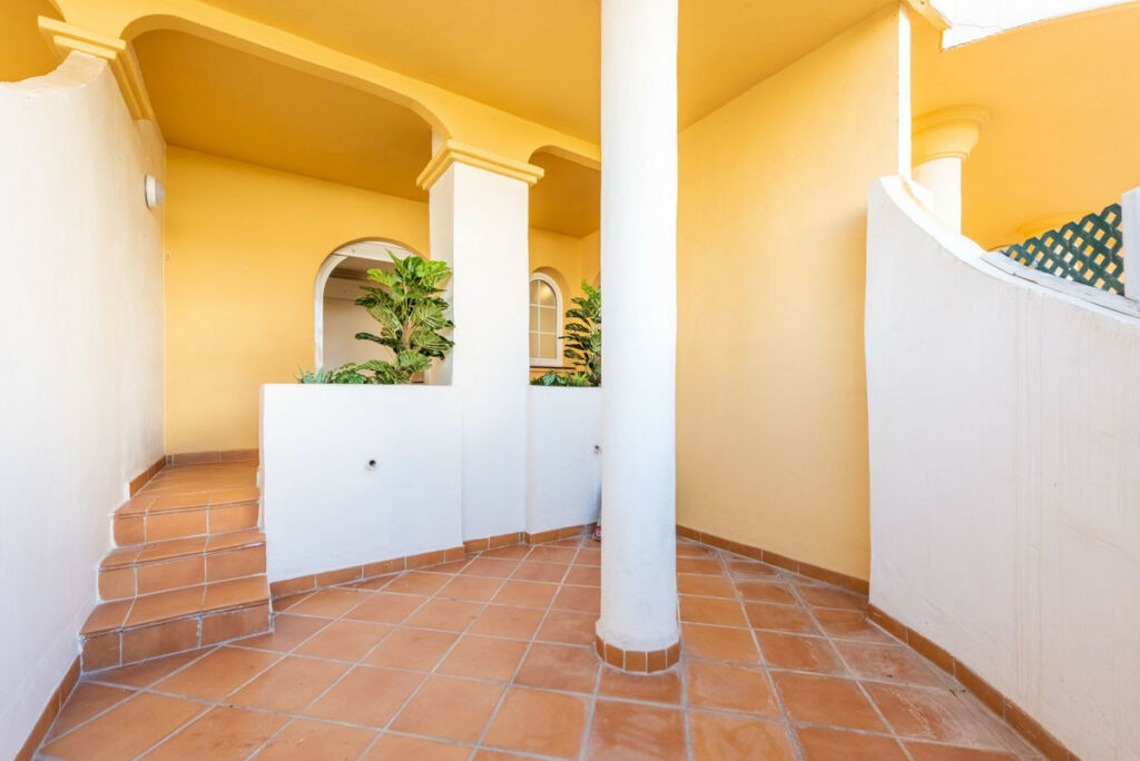 Ground Floor Apartment Nueva Andalucía Málaga - image 16