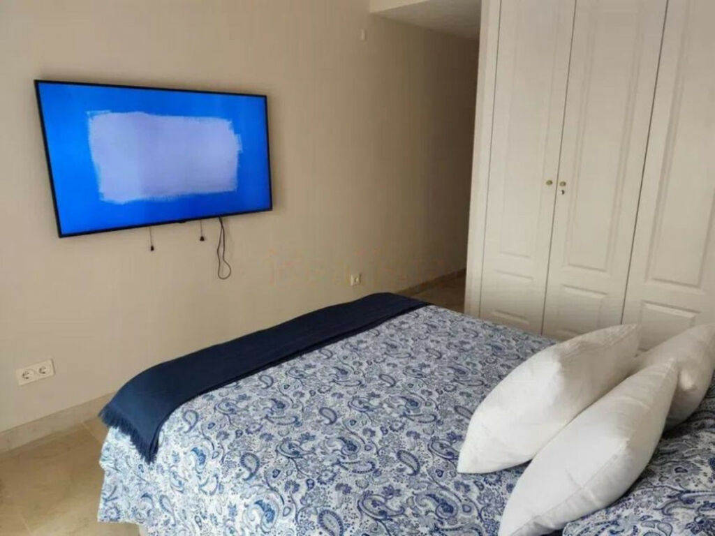 Middle Floor Apartment Manilva Málaga - image 16