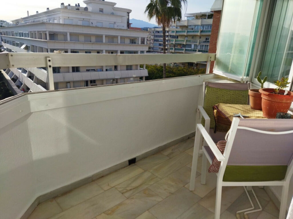 Middle Floor Apartment Marbella Málaga - image 10