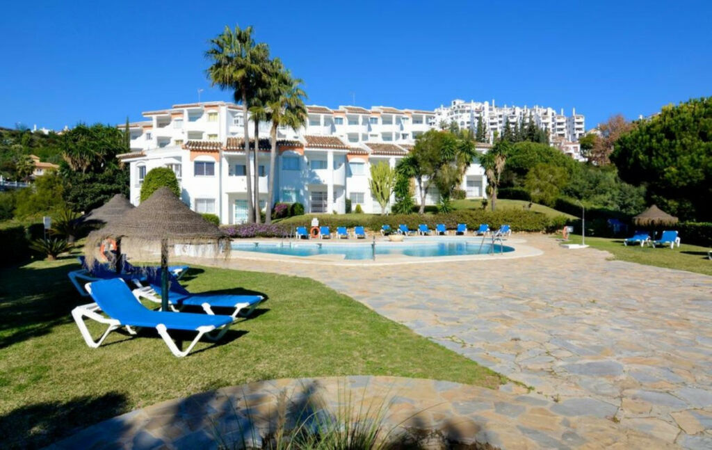 Ground Floor Apartment Calahonda Málaga - image 20