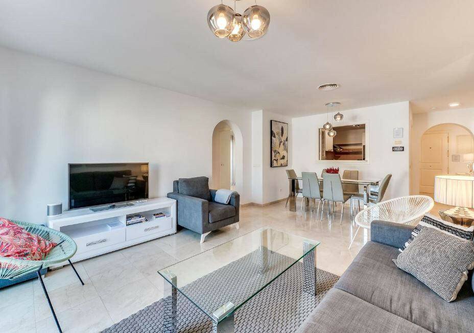 Middle Floor Apartment Benahavís Málaga - image 14