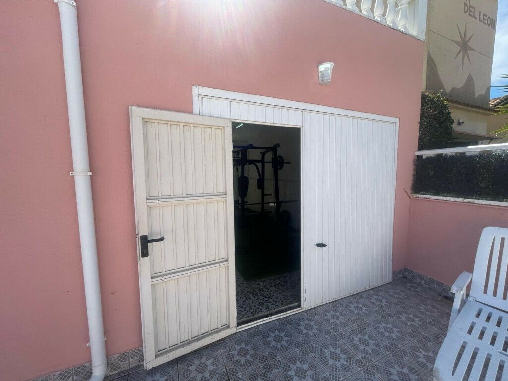 Detached Villa Playa Flamenca Alicante - image 15