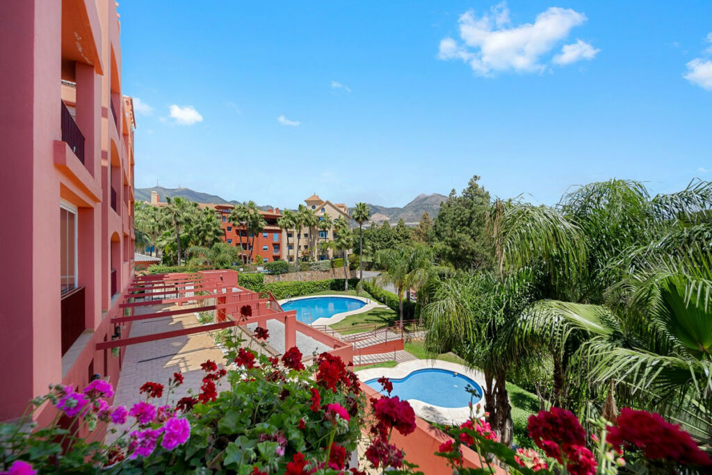 Middle Floor Apartment Torrequebrada Málaga - image 16