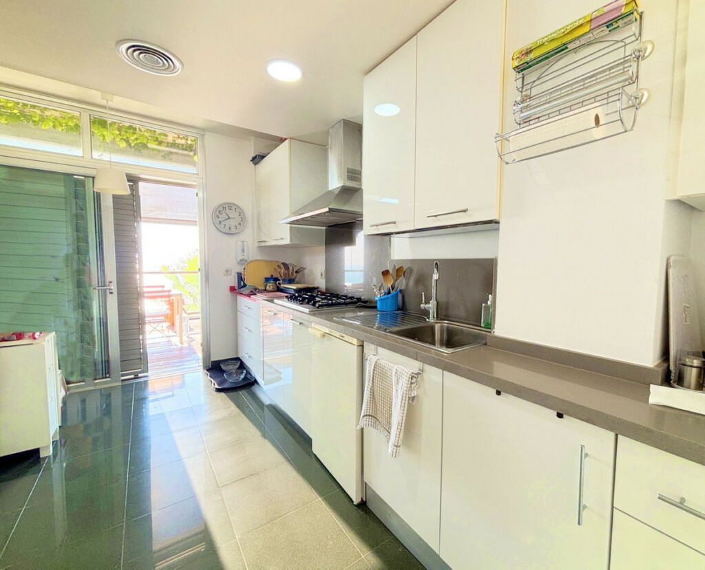 Penthouse La Duquesa Málaga - image 16