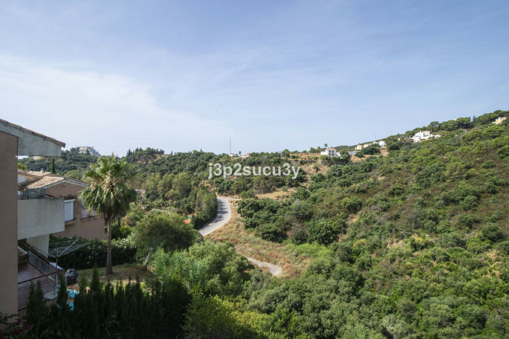 Semi-Detached House Estepona Málaga - image 16