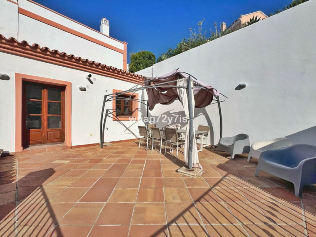 Semi-Detached House Benahavís Málaga - image 16
