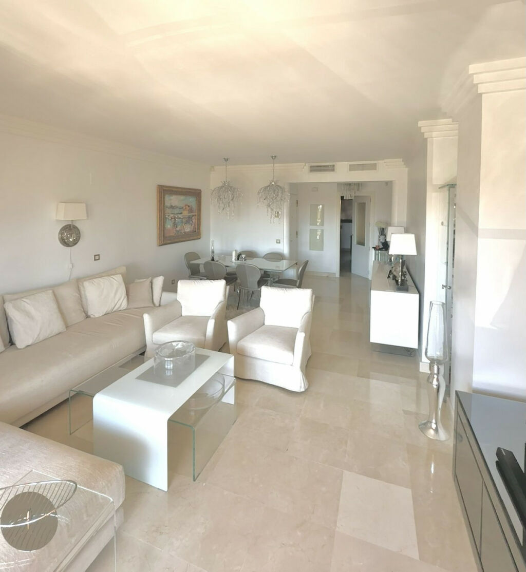Ground Floor Apartment Benahavís Málaga - image 13