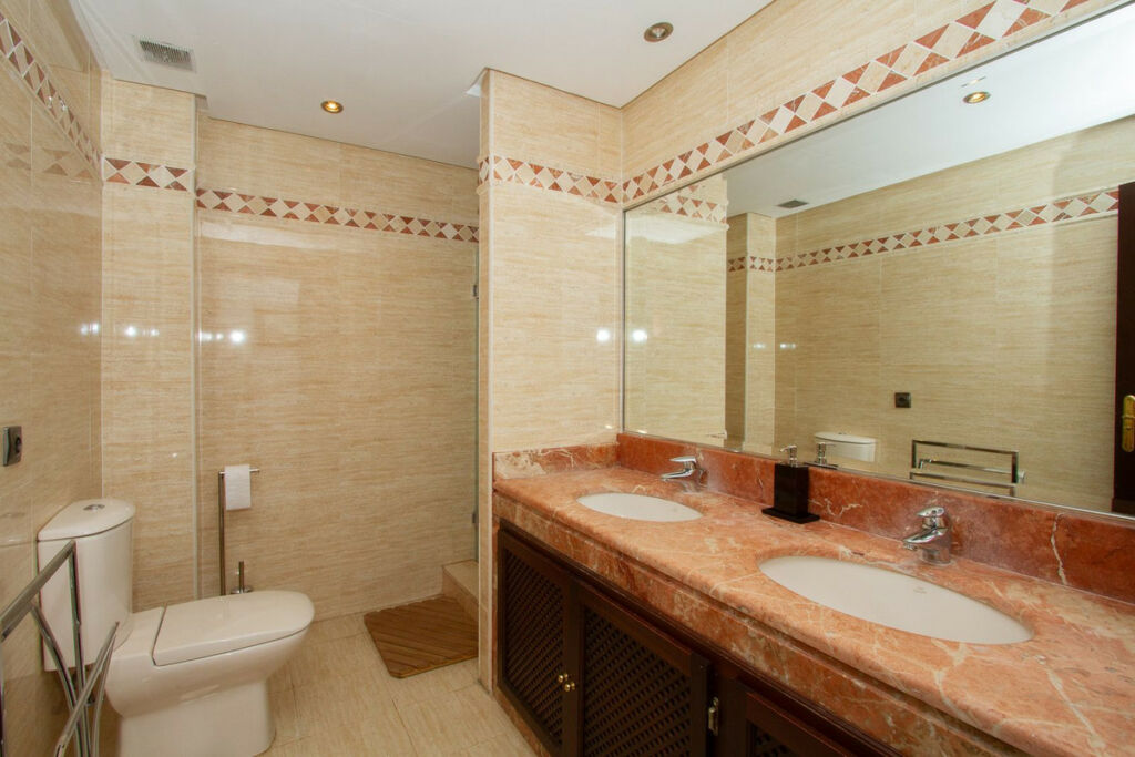 Ground Floor Apartment La Mairena Málaga - image 17